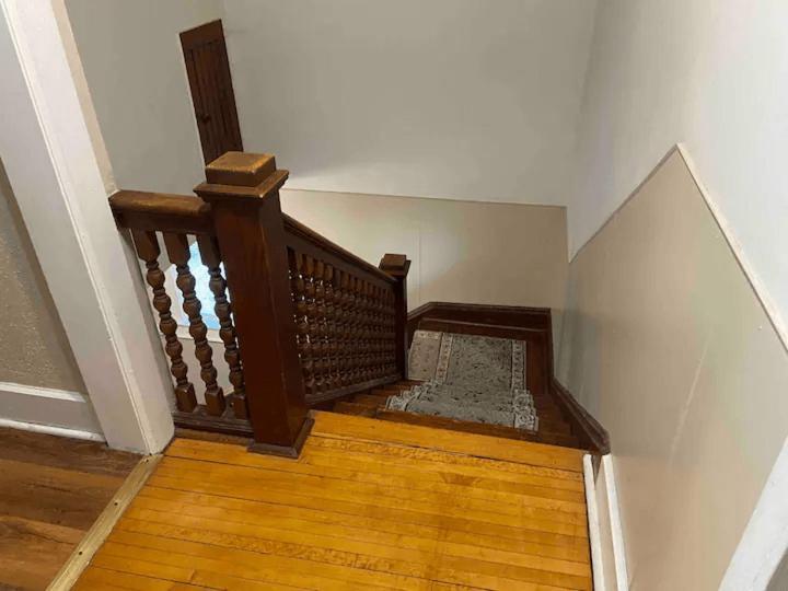Cozy 3 & 4 Bed Home 2 Blocks To Hospitals & Lambeau Green Bay Extérieur photo